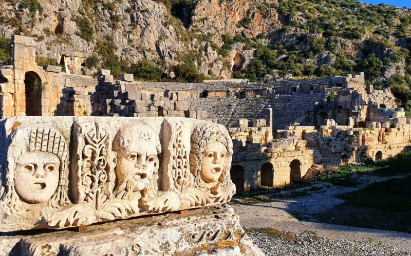 Antalya'da Gitmeniz Gereken Antik Kentler